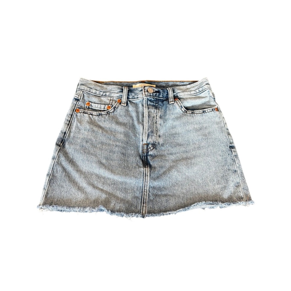 Levis Icon Skirt Light Wash Denim Mini Raw Hem Button Fly SZ 26
